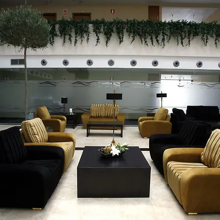 Готель Andalussia Коніль-де-ла-Фронтера