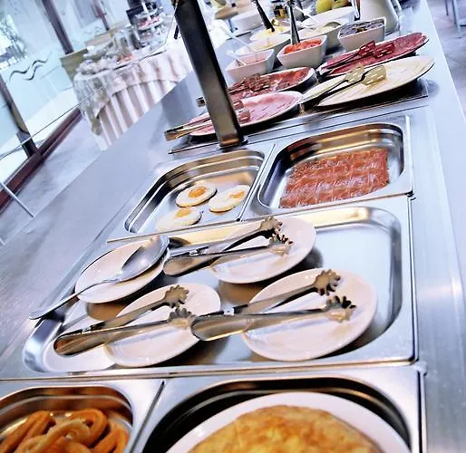 Готель Andalussia