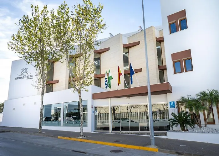 Отель Andalussia 3*